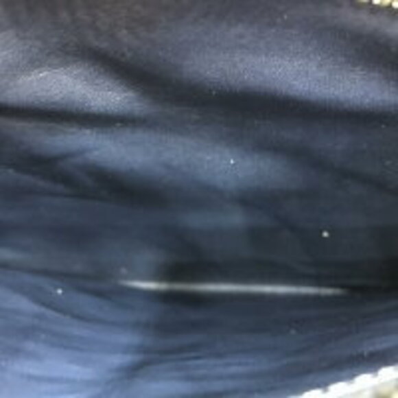 Fendi Essentially Leather Handbag Shoulder Bag - Picture 8 of 10